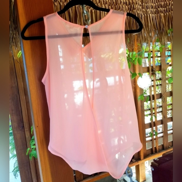 Iris Pink Collared Sheer Beaded Tank Top S Like New - Picture 4 of 8